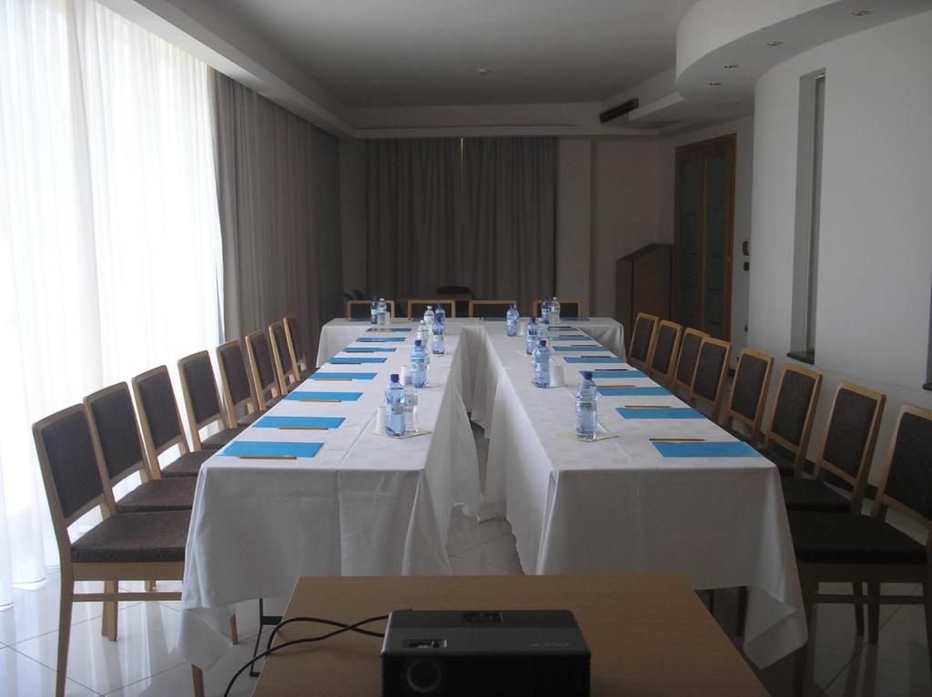 Garden Hotel Arezzo Exterior photo