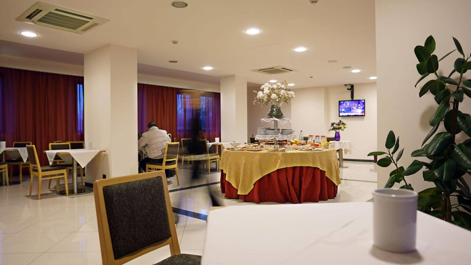 Garden Hotel Arezzo Exterior photo